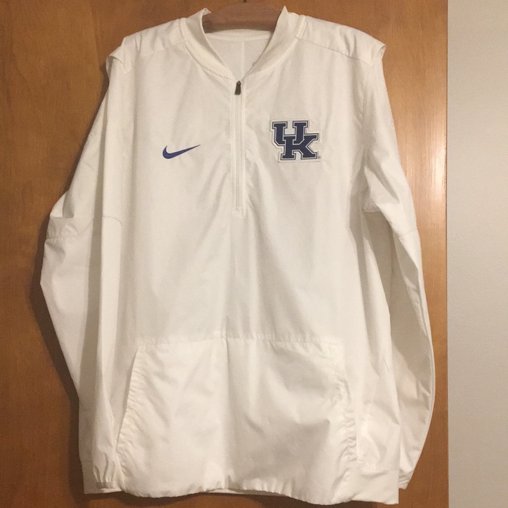 Men’s UK Nike Windbreaker Dri-Fit